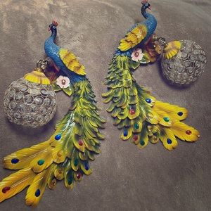 Peacock lamps